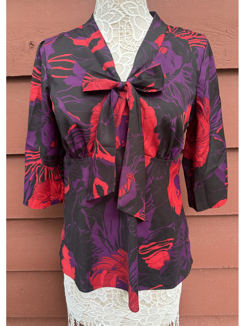 Calvin‎ Klein Floral Bow Collar 3/4 Sleeve Blouse Red Purple